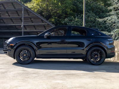 2026 Porsche Cayenne E-Hybrid Coupe Base