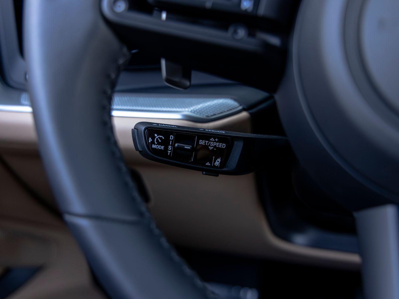 2026 Porsche Cayenne E-Hybrid Coupe Base