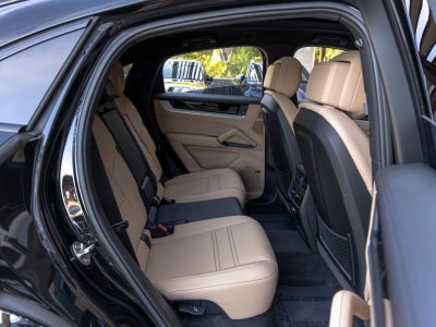 2026 Porsche Cayenne E-Hybrid Coupe Base