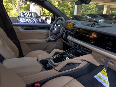 2026 Porsche Cayenne E-Hybrid Coupe Base