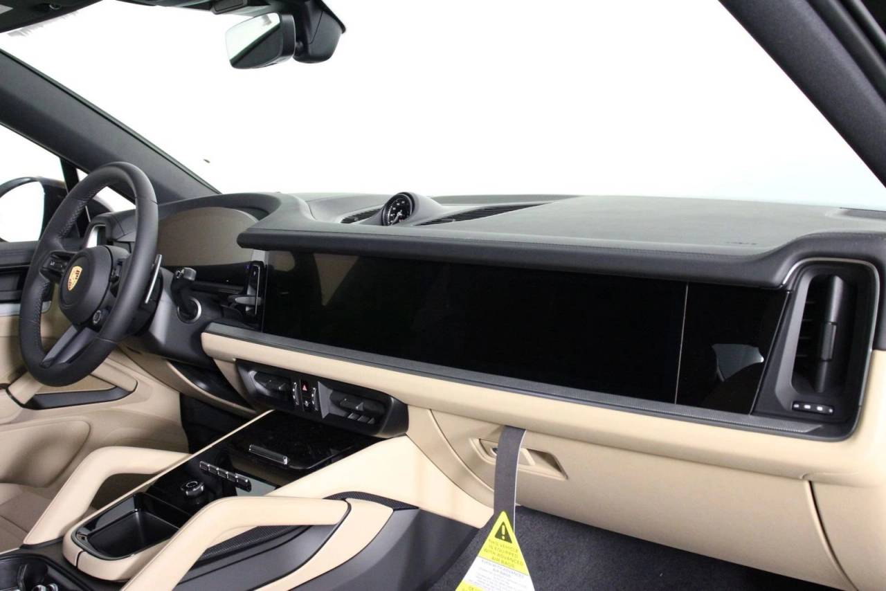 2026 Porsche Cayenne E-Hybrid Coupe