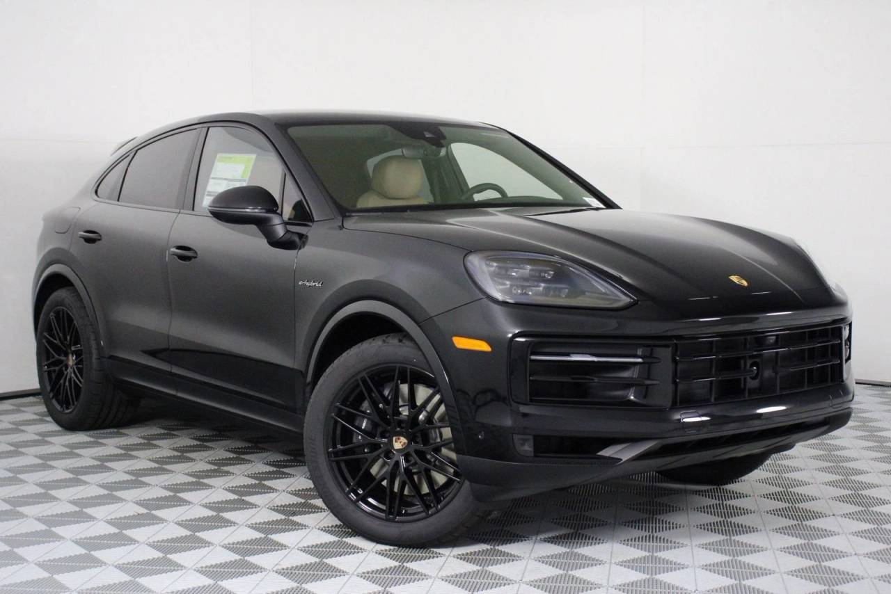 2026 Porsche Cayenne E-Hybrid Coupe
