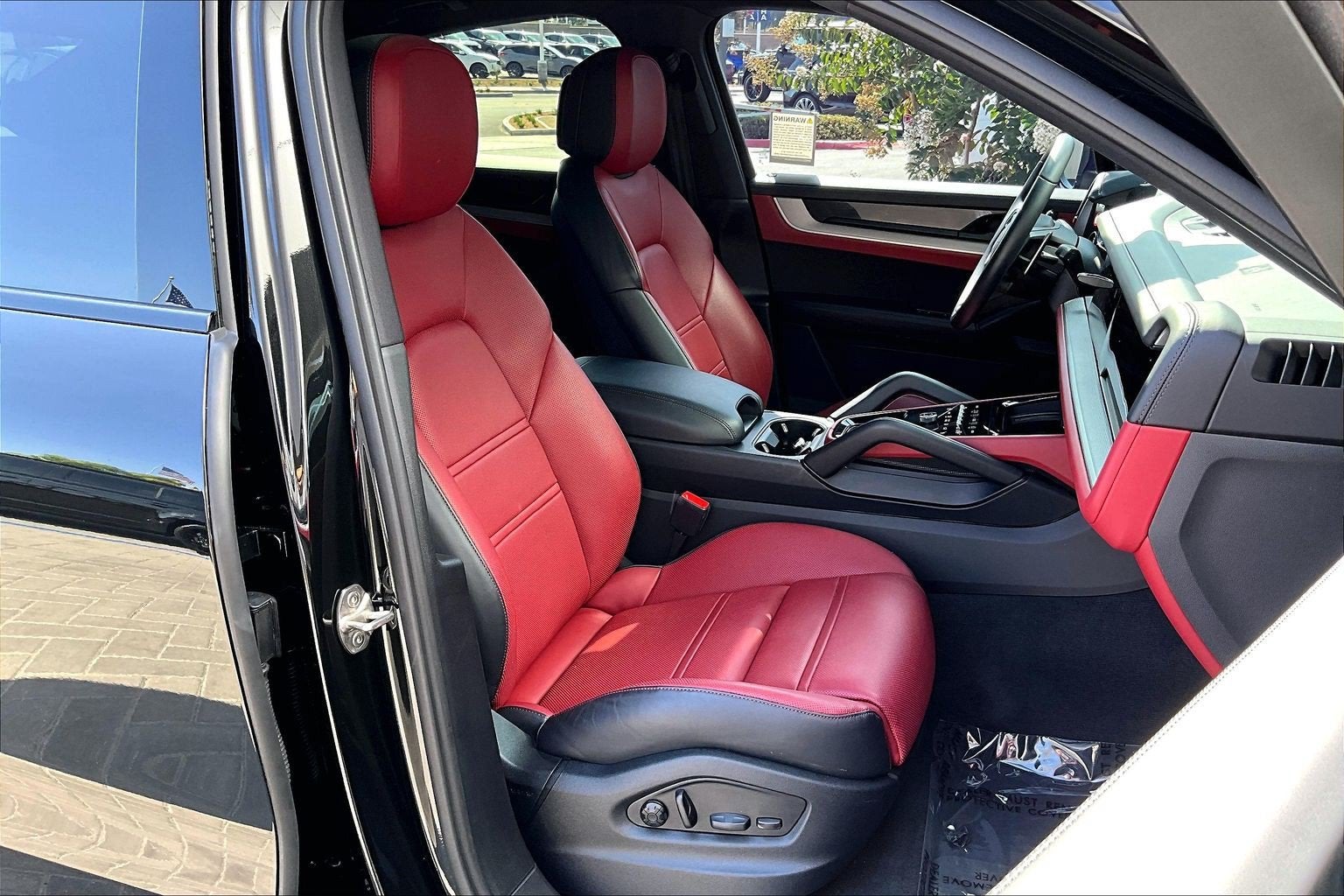 2025 Porsche Cayenne Cayenne E-Hybrid Coupe