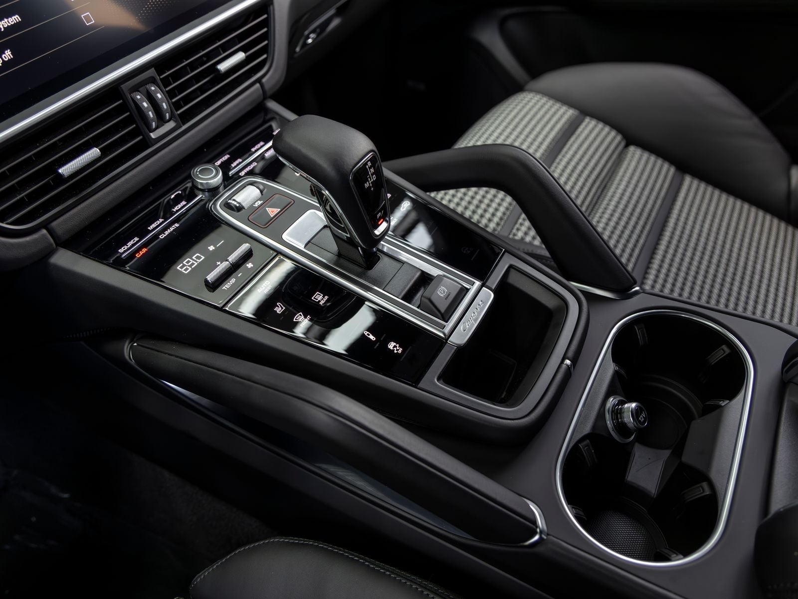 2023 Porsche Cayenne Turbo Coupe