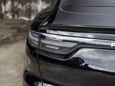 2023 Porsche Cayenne Turbo Coupe