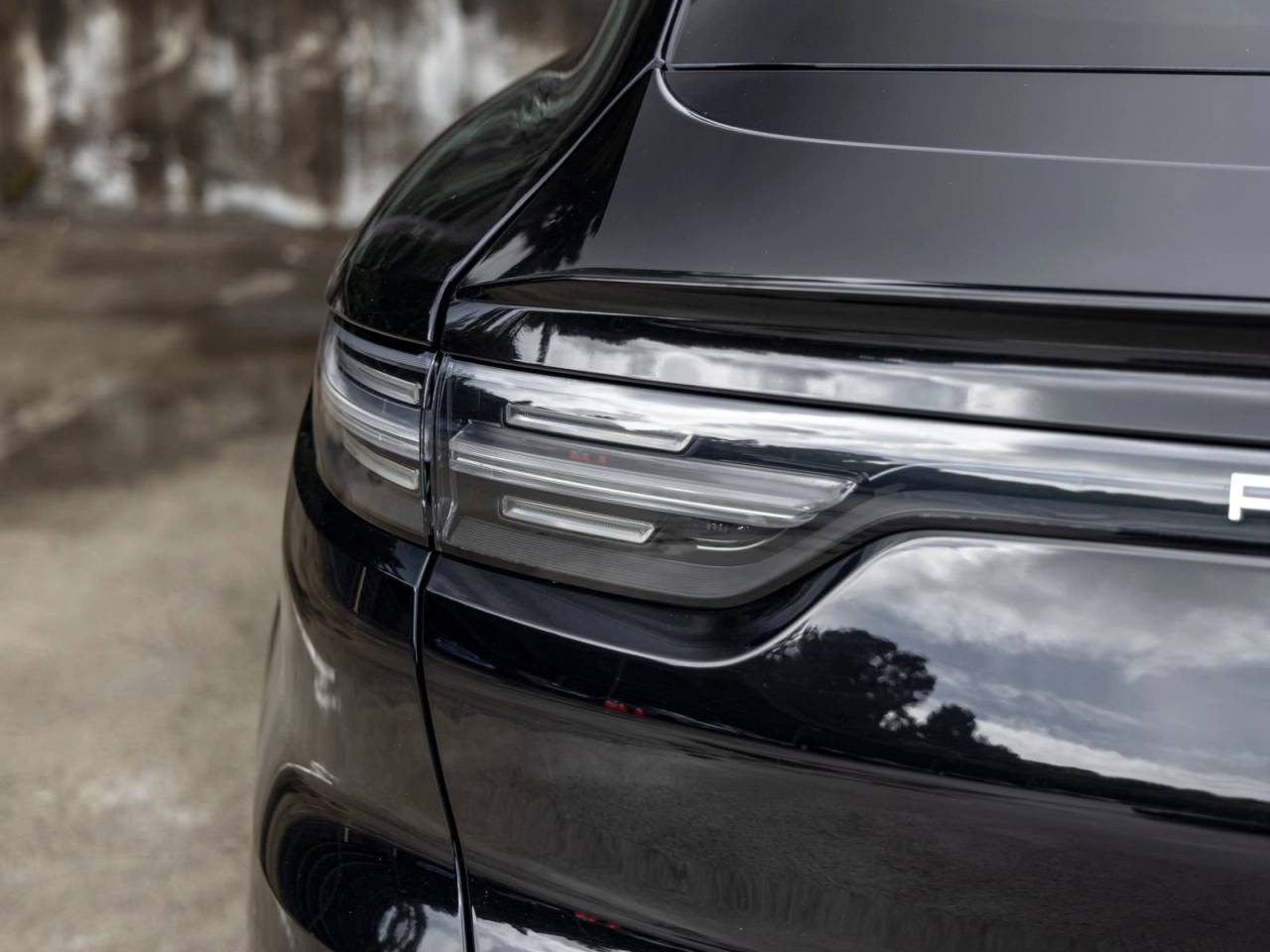 2023 Porsche Cayenne Turbo Coupe
