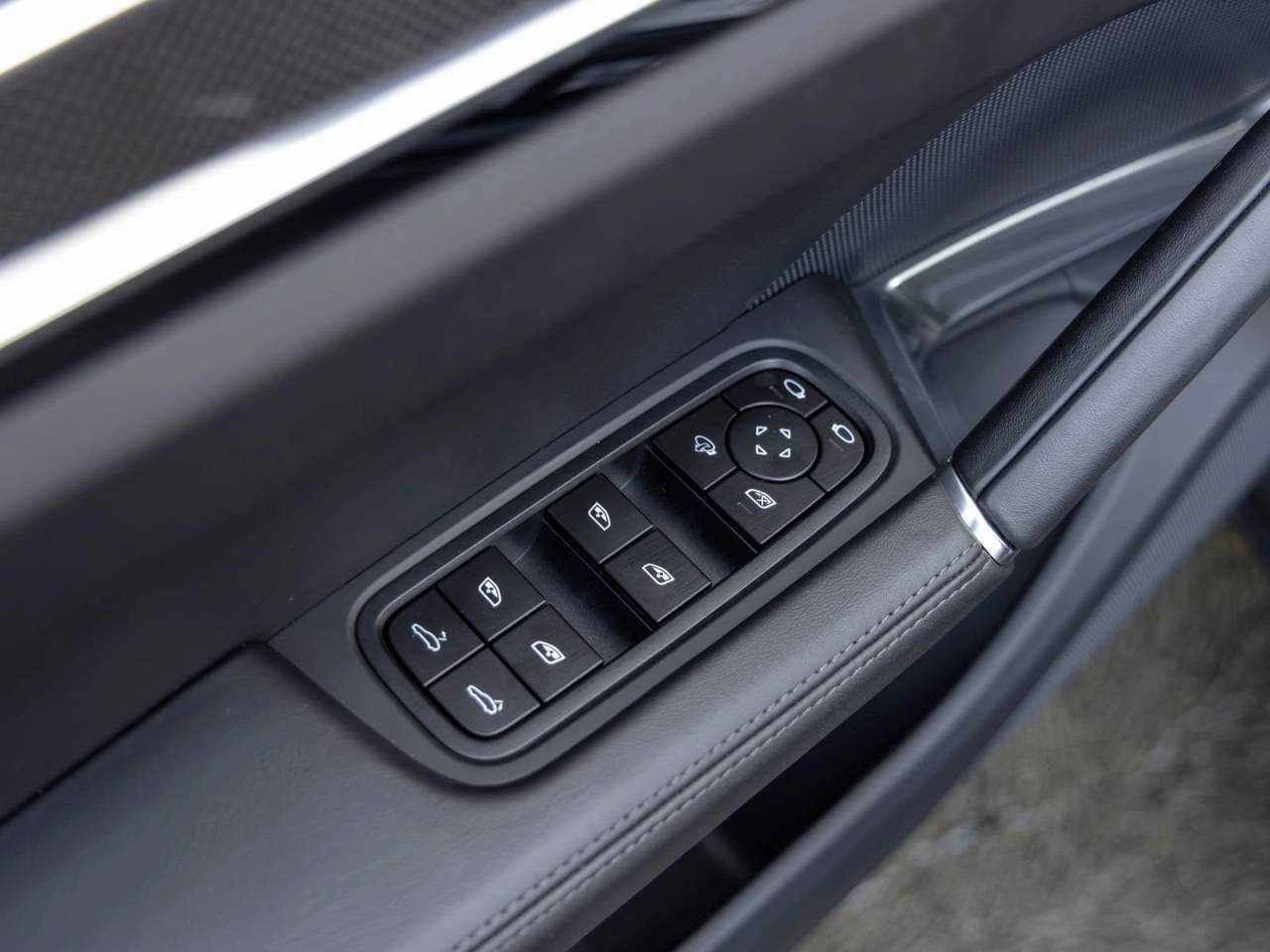 2023 Porsche Cayenne Turbo Coupe