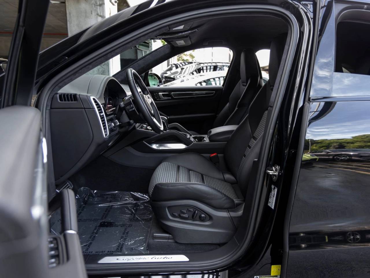 2023 Porsche Cayenne Turbo Coupe