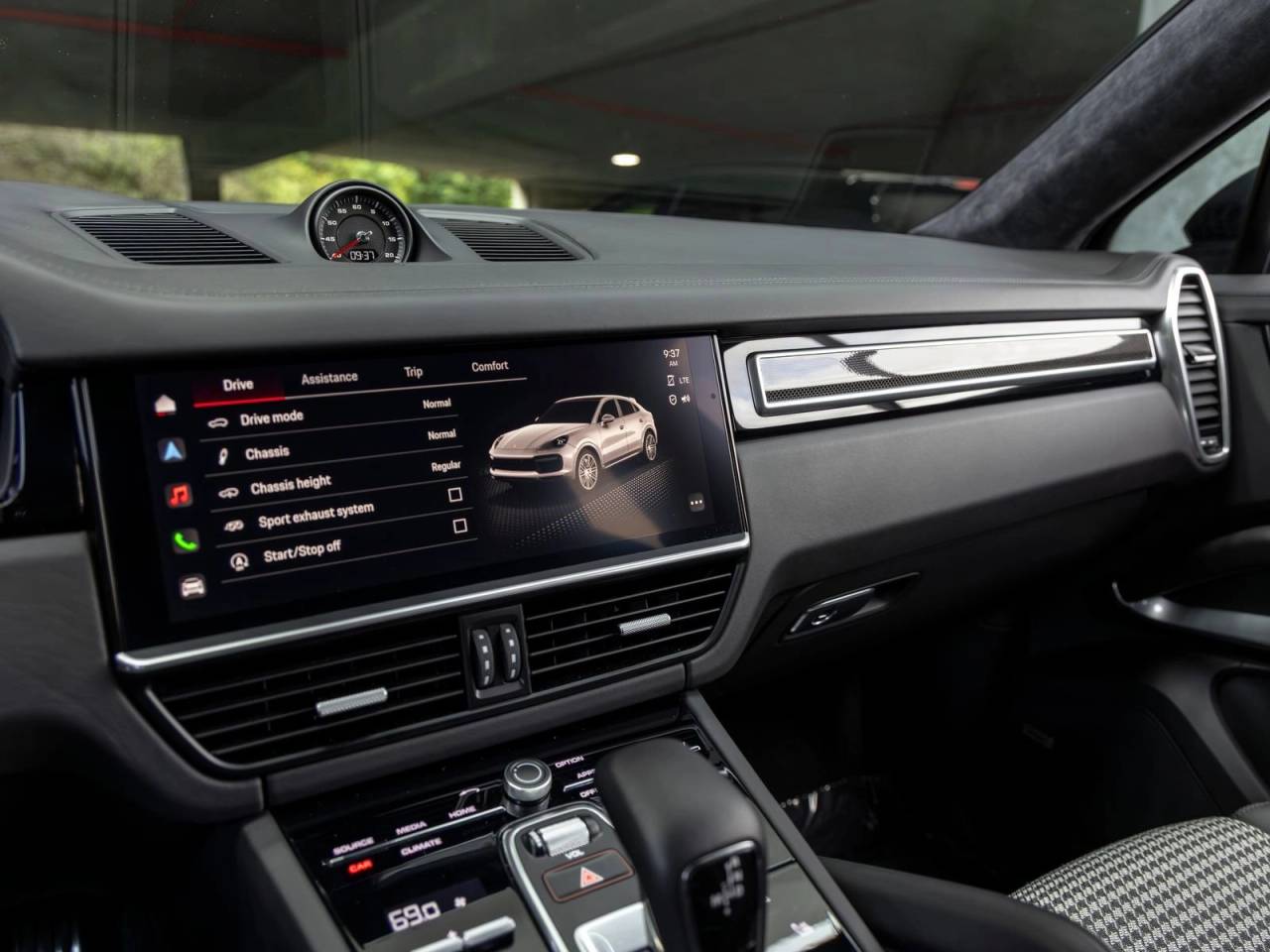 2023 Porsche Cayenne Turbo Coupe