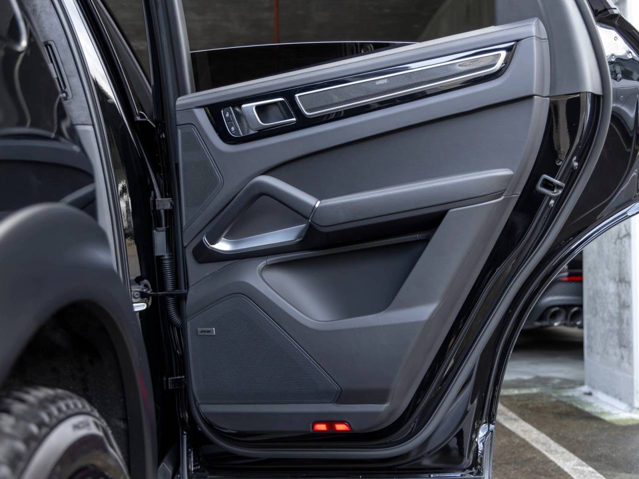 2023 Porsche Cayenne Turbo Coupe