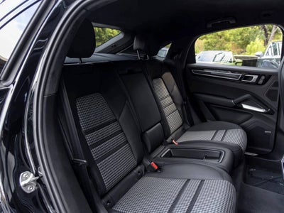 2023 Porsche Cayenne Turbo Coupe