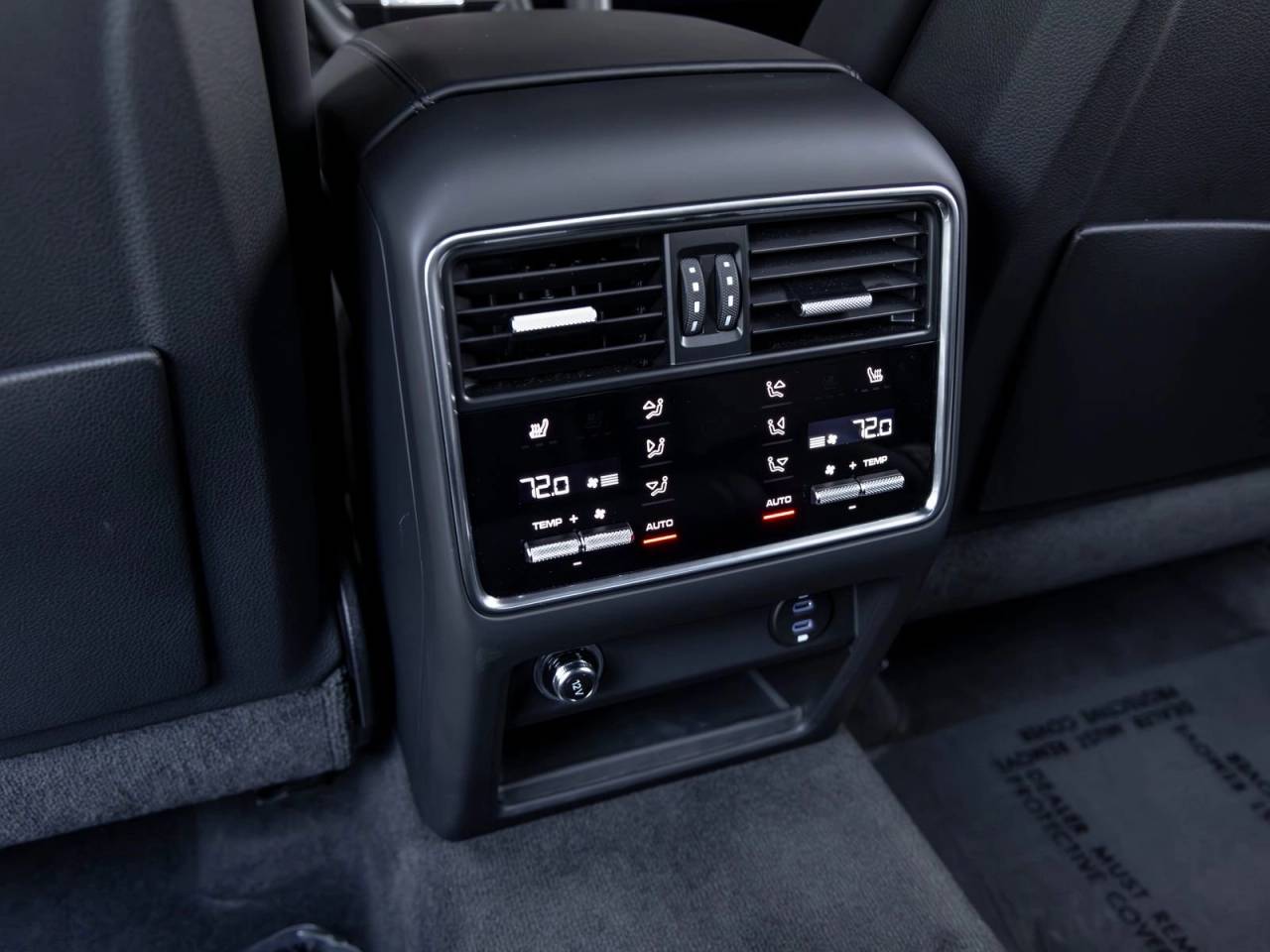 2023 Porsche Cayenne Turbo Coupe