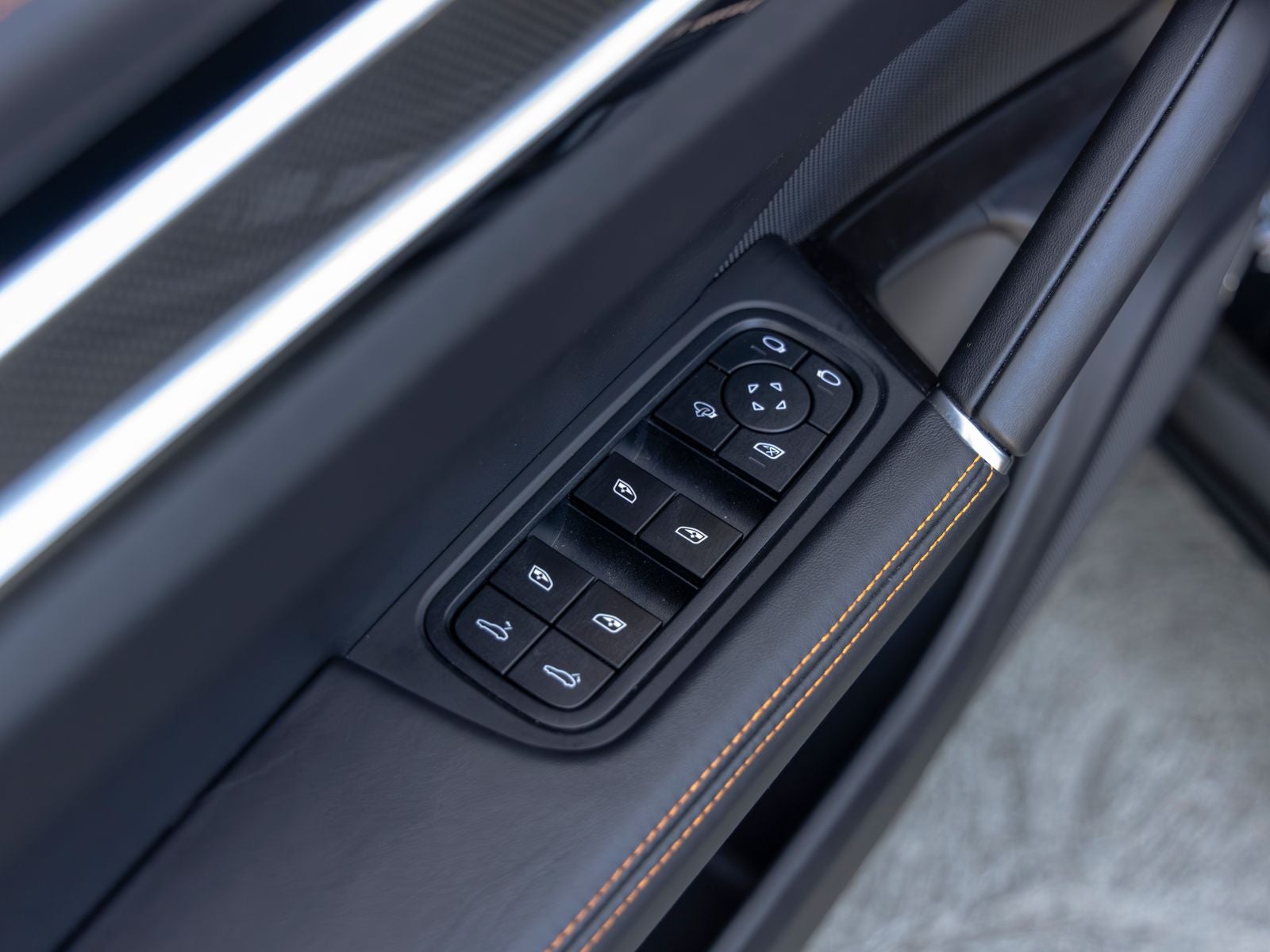 2023 Porsche Cayenne GTS Coupe