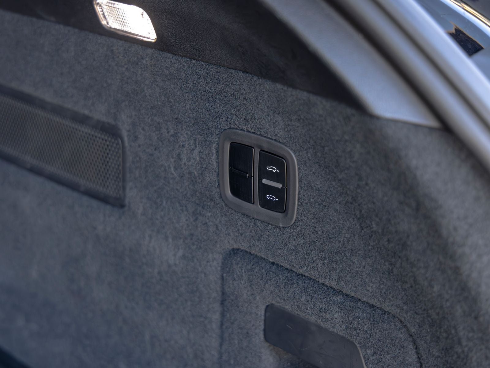 2023 Porsche Cayenne GTS Coupe