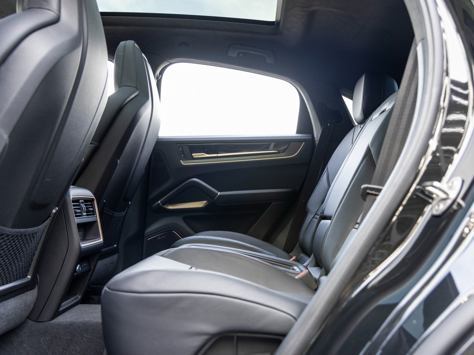 2025 Porsche Cayenne Cayenne GTS Coupe