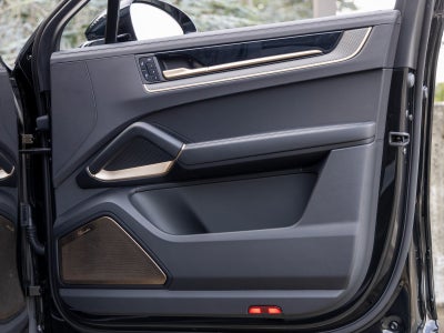 2025 Porsche Cayenne Cayenne GTS Coupe