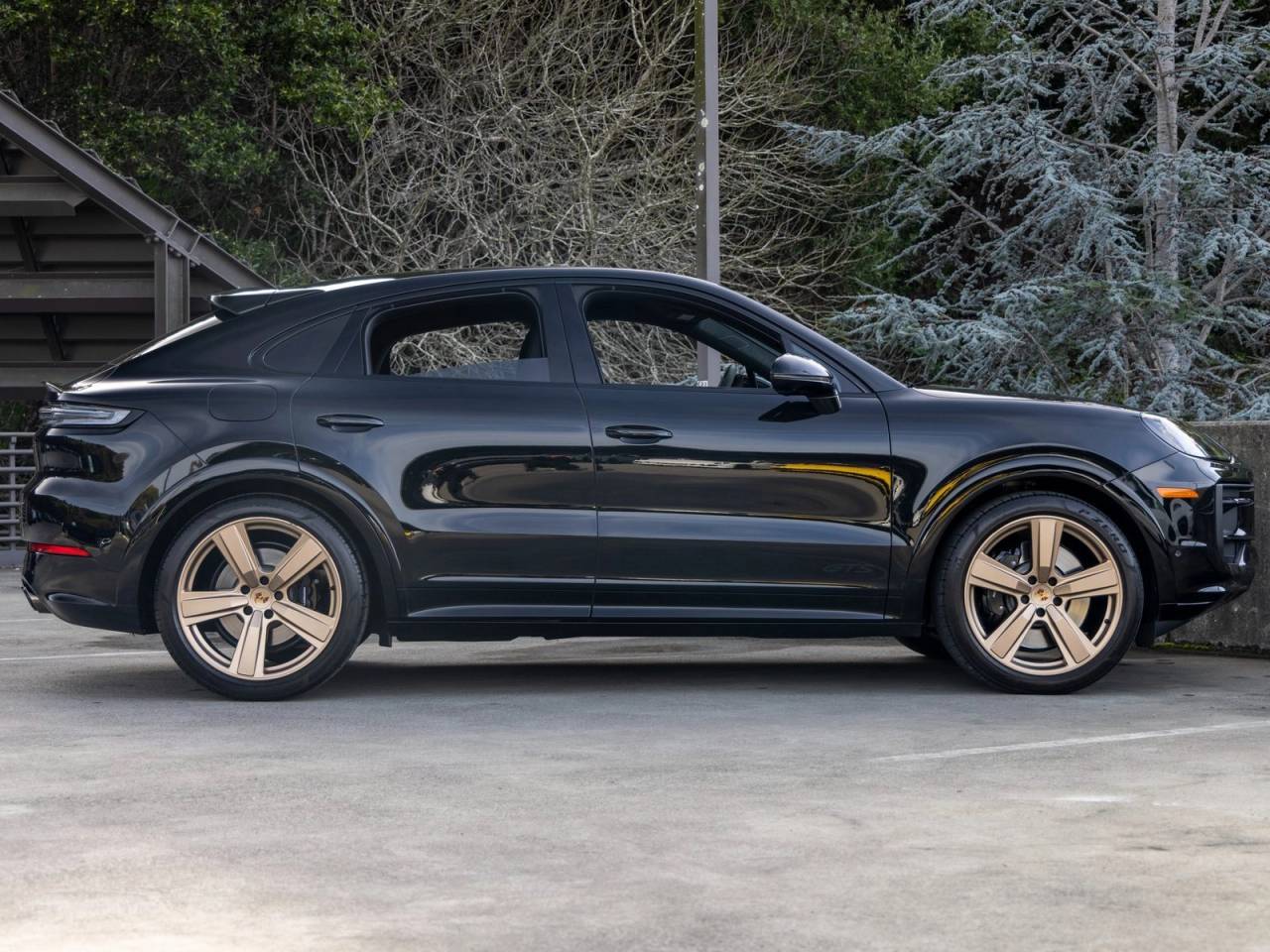 2025 Porsche Cayenne Cayenne GTS Coupe