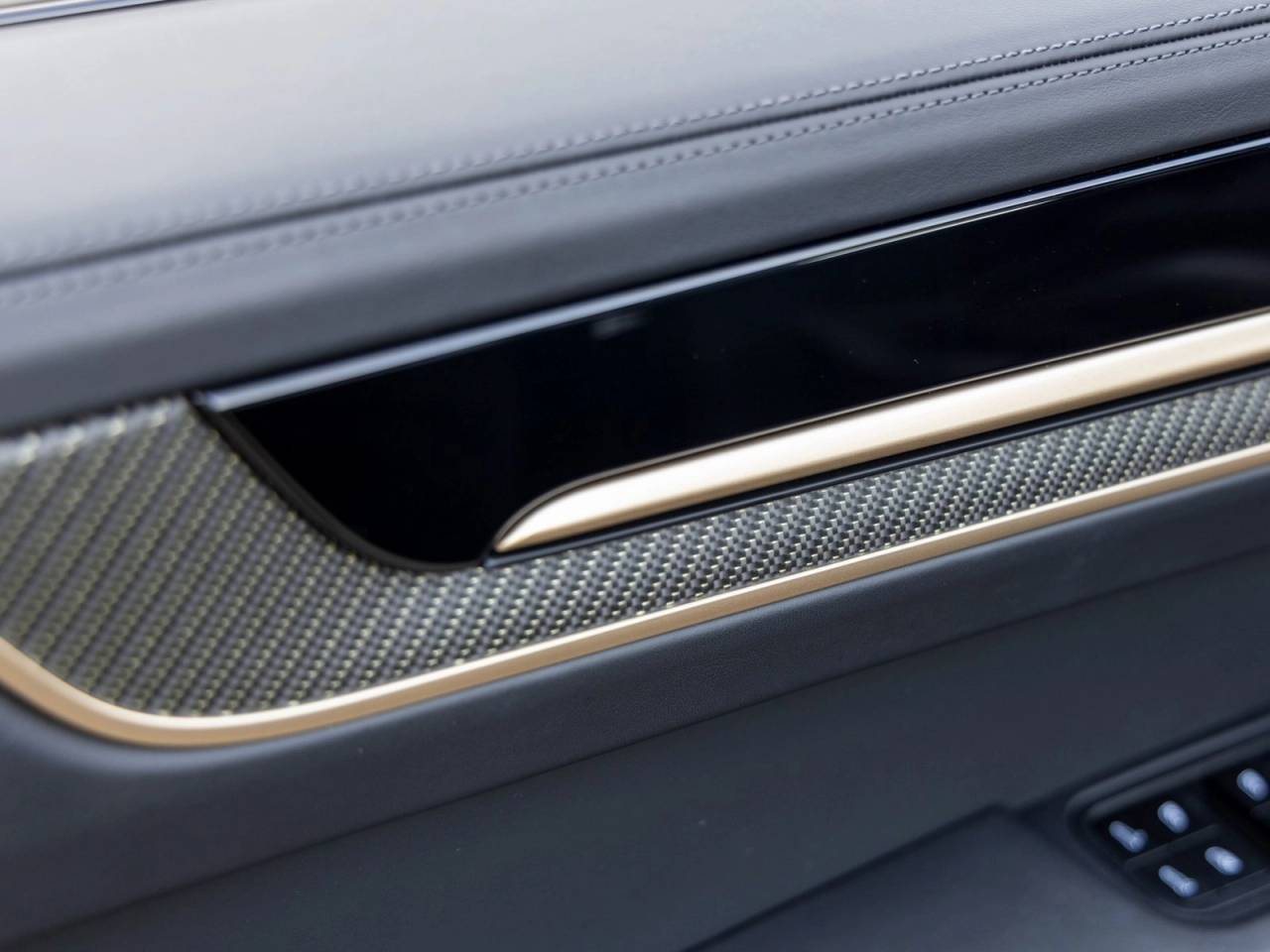 2025 Porsche Cayenne Cayenne GTS Coupe