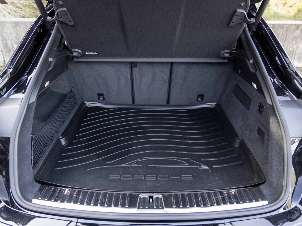 2025 Porsche Cayenne Cayenne GTS Coupe