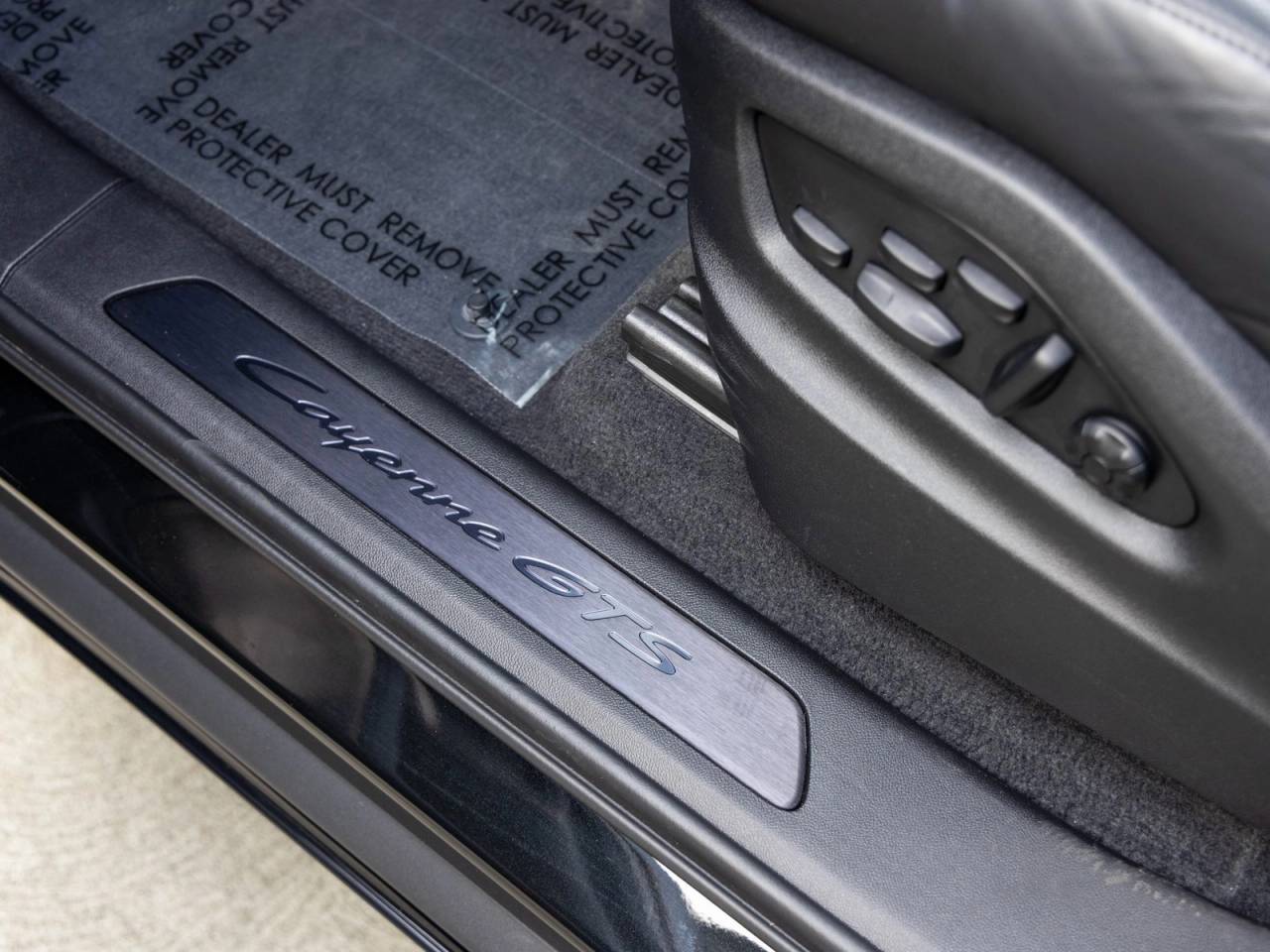 2025 Porsche Cayenne Cayenne GTS Coupe