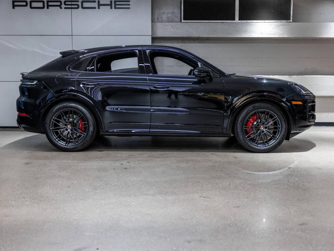2026 Porsche Cayenne Cayenne GTS Coupe