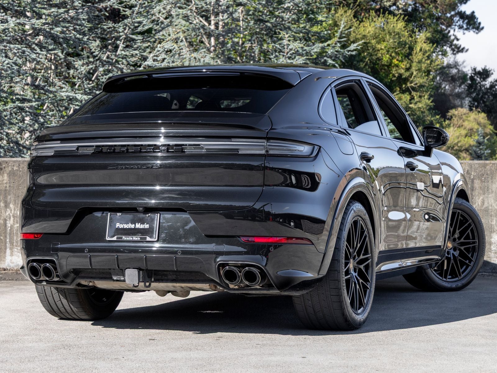 2025 Porsche Cayenne Cayenne GTS Coupe