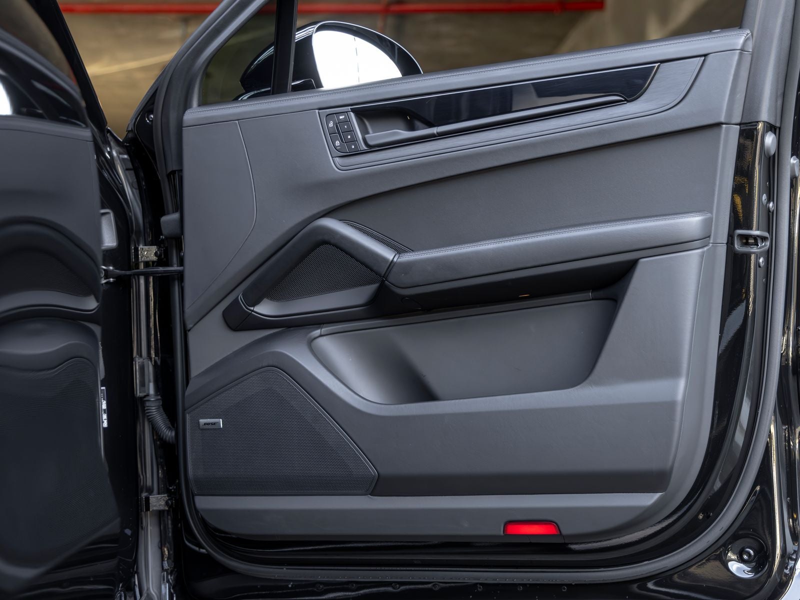 2025 Porsche Cayenne Cayenne GTS Coupe