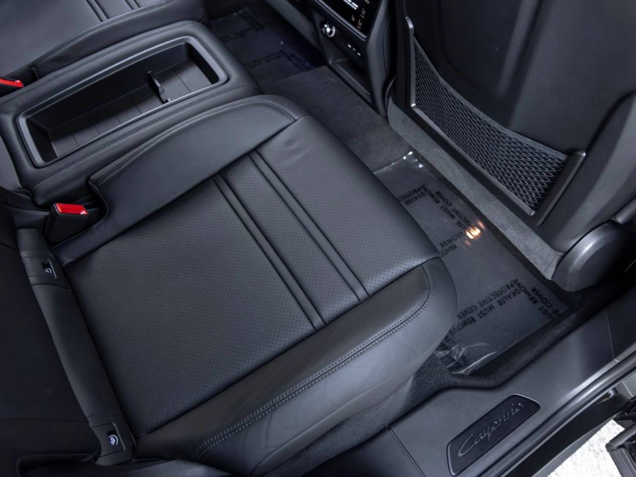 2025 Porsche Cayenne Cayenne GTS Coupe