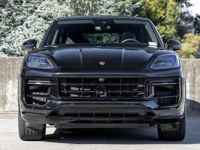 2025 Porsche Cayenne Cayenne GTS Coupe