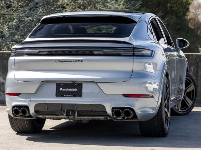 2025 Porsche Cayenne Cayenne GTS Coupe