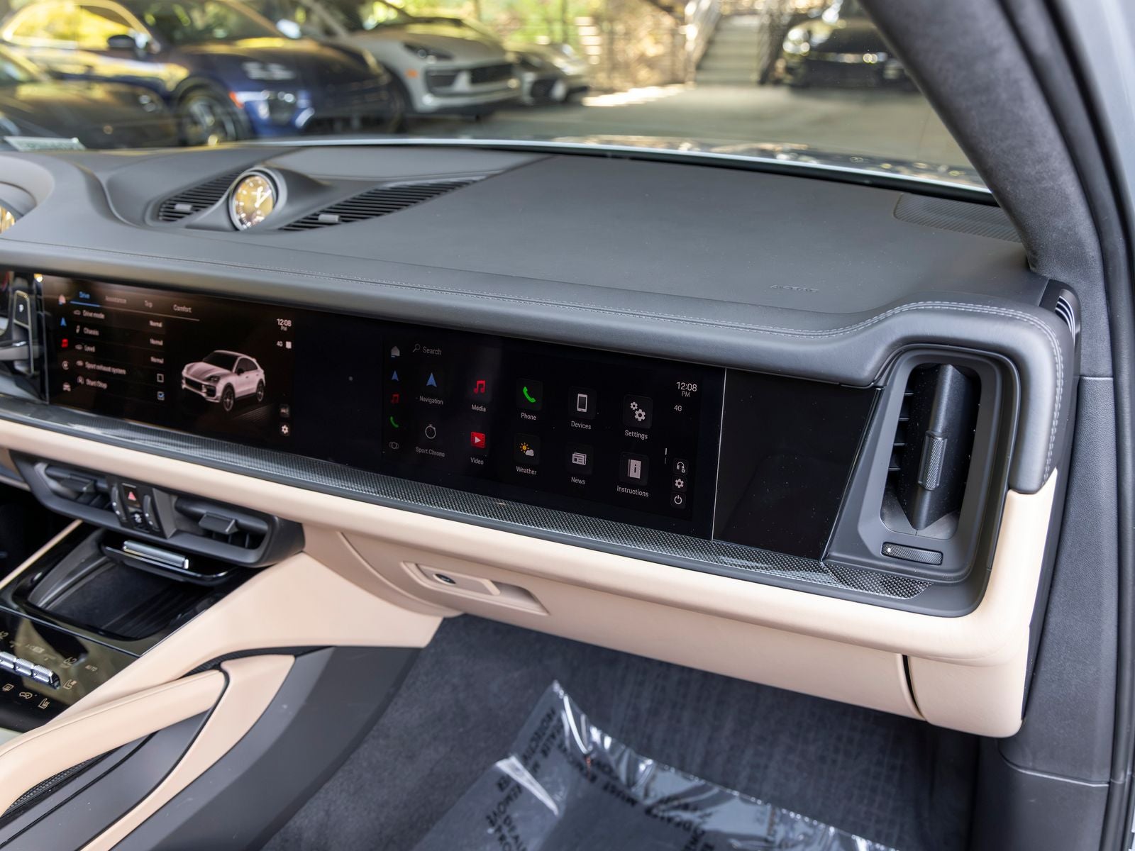 2025 Porsche Cayenne Cayenne GTS Coupe