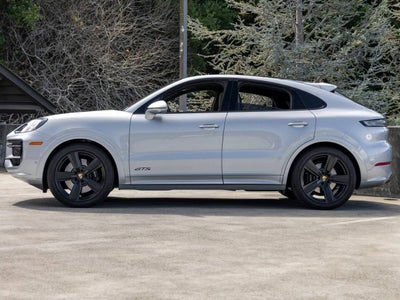 2025 Porsche Cayenne Cayenne GTS Coupe