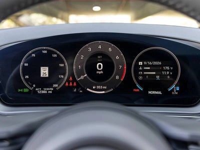 2025 Porsche Cayenne Cayenne GTS Coupe