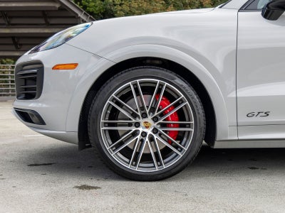 2021 Porsche Cayenne Coupe GTS