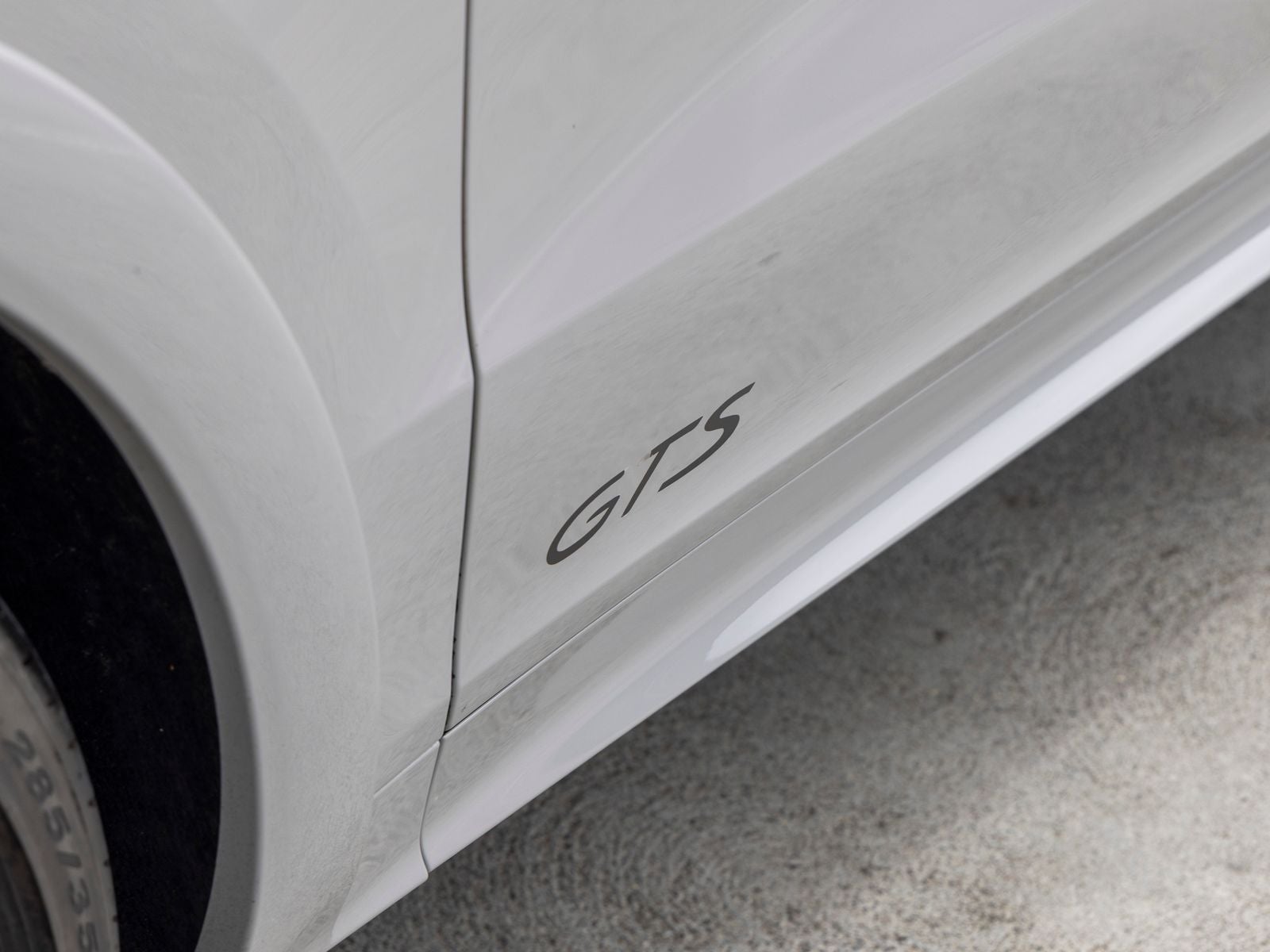 2021 Porsche Cayenne Coupe GTS