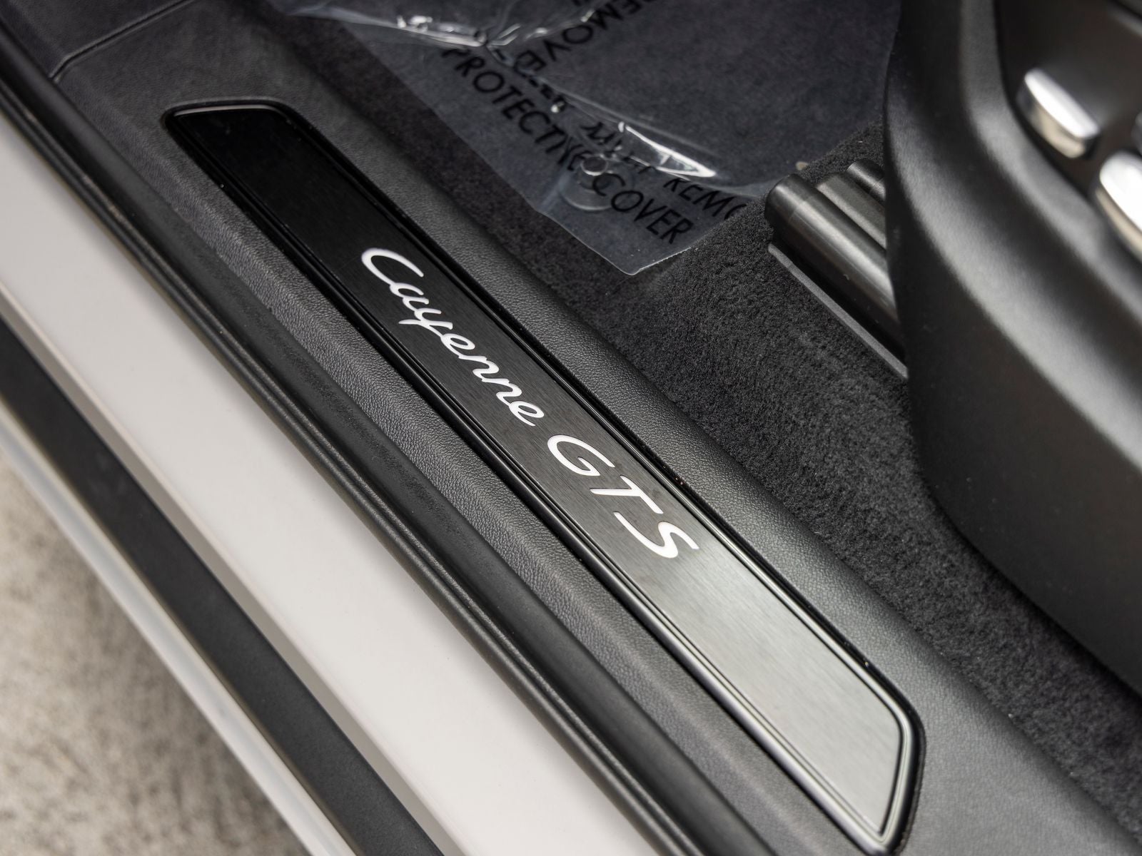 2021 Porsche Cayenne Coupe GTS