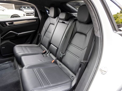 2021 Porsche Cayenne Coupe GTS
