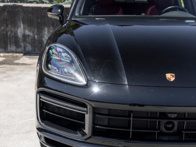 2022 Porsche Cayenne Cayenne Turbo S E-Hybrid Coupe