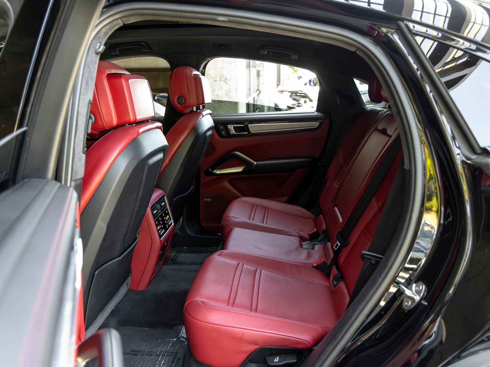 2022 Porsche Cayenne Cayenne Turbo S E-Hybrid Coupe