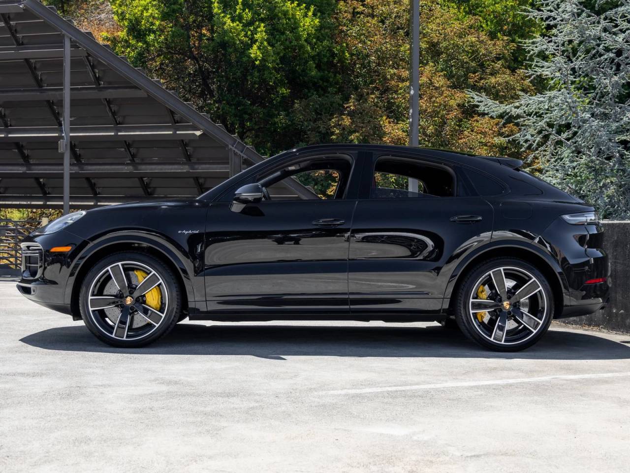 2022 Porsche Cayenne Cayenne Turbo S E-Hybrid Coupe