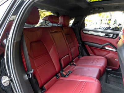 2022 Porsche Cayenne Cayenne Turbo S E-Hybrid Coupe