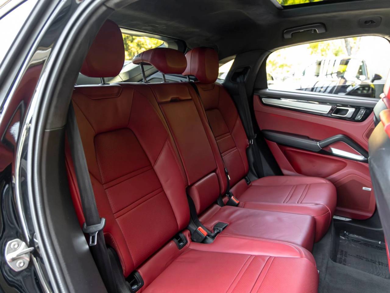 2022 Porsche Cayenne Cayenne Turbo S E-Hybrid Coupe