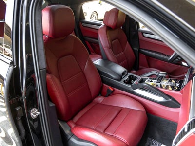 2022 Porsche Cayenne Cayenne Turbo S E-Hybrid Coupe