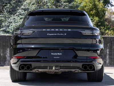 2022 Porsche Cayenne Cayenne Turbo S E-Hybrid Coupe