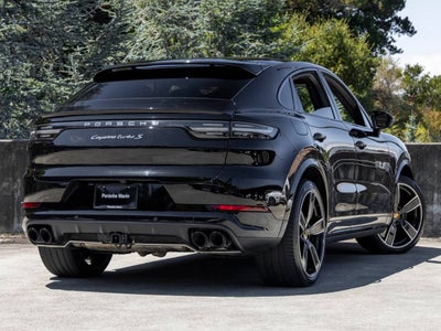 2022 Porsche Cayenne Cayenne Turbo S E-Hybrid Coupe