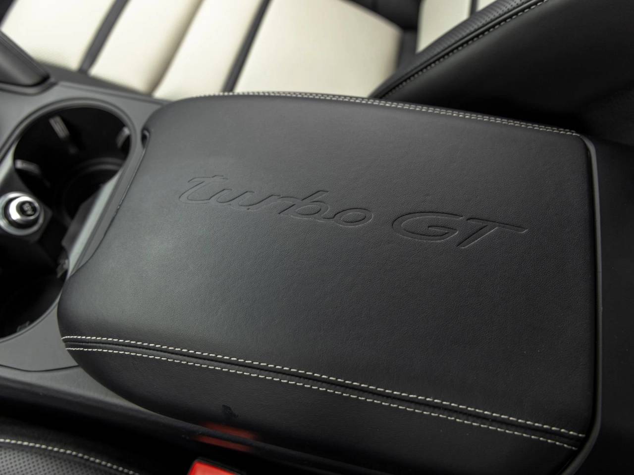 2023 Porsche Cayenne Cayenne Turbo GT (MY23)