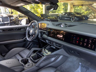 2024 Porsche Cayenne Turbo GT