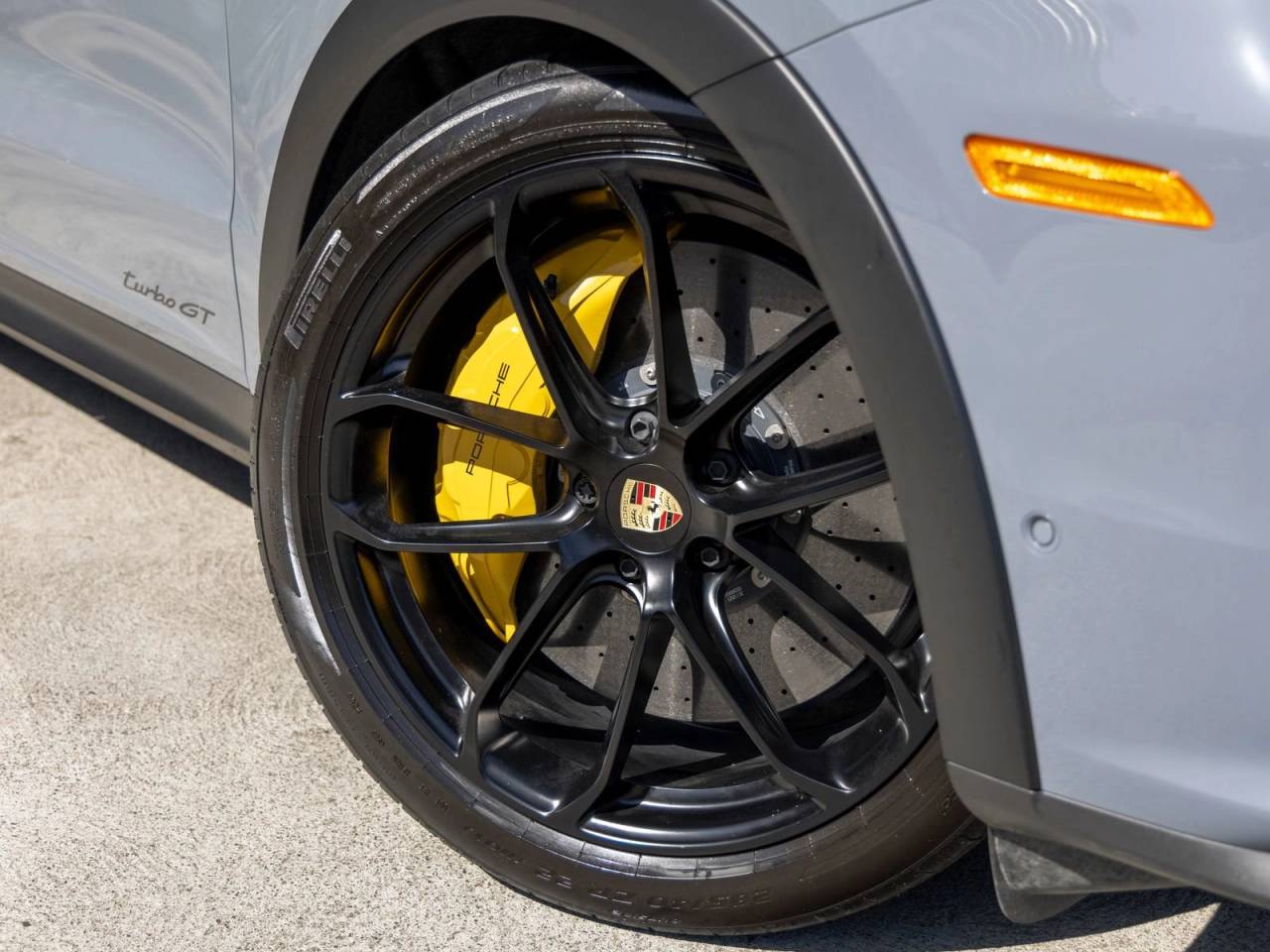 2024 Porsche Cayenne Turbo GT