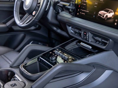 2024 Porsche Cayenne Turbo GT