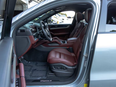2024 Porsche Cayenne S Coupe